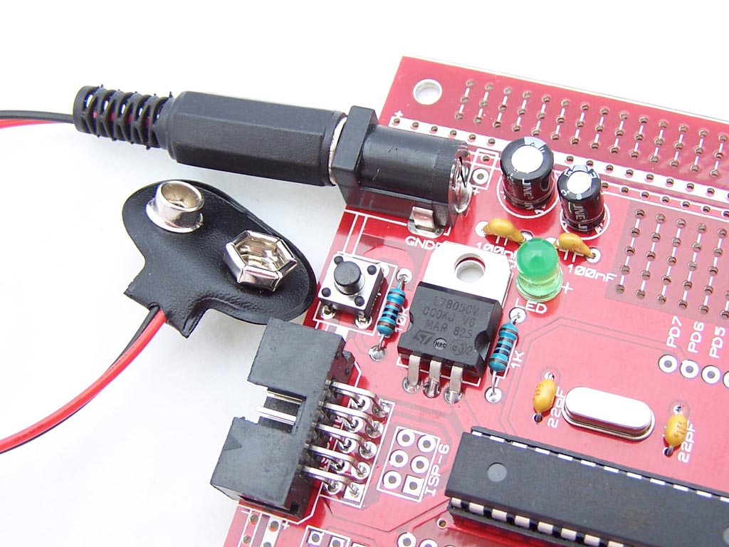 5 Ways to power an AVR 28 pin board - 9 Volt Battery